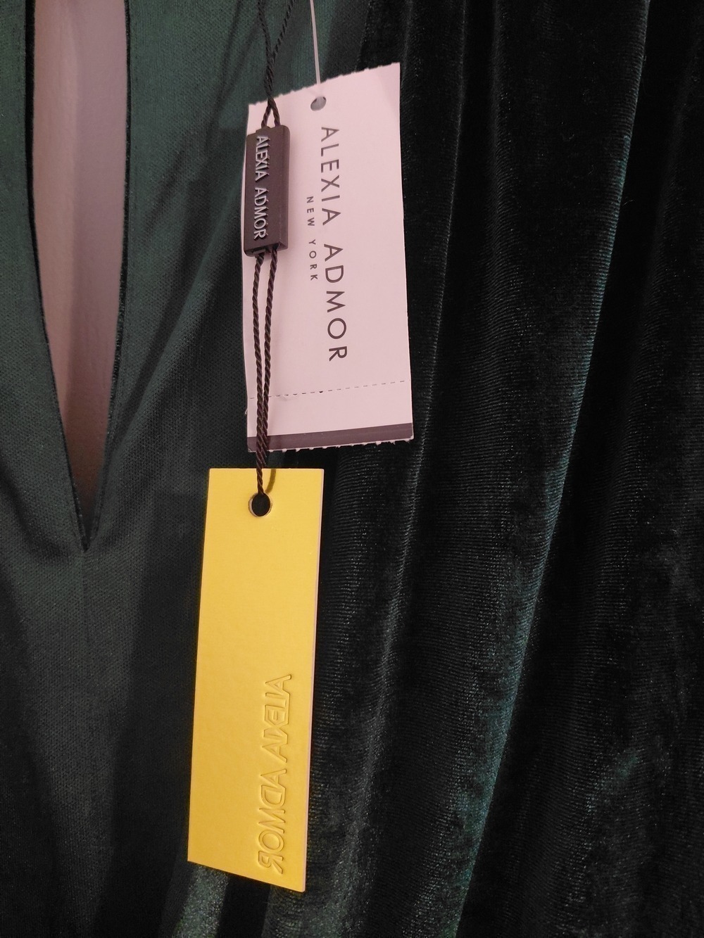 Alexia Admor Emerald Green Velvet Dress Size Large NWT Flutter Sleeve Glam Party - Picture 8 of 11